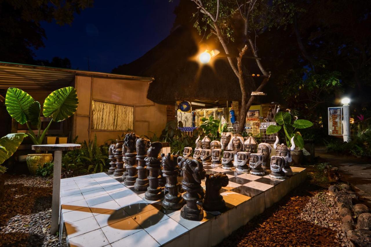 Victoria Falls Backpackers Lodge- Camp Sites Kültér fotó