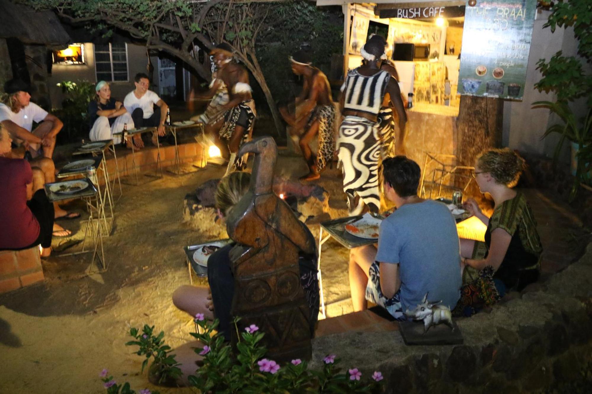 Victoria Falls Backpackers Lodge- Camp Sites Kültér fotó